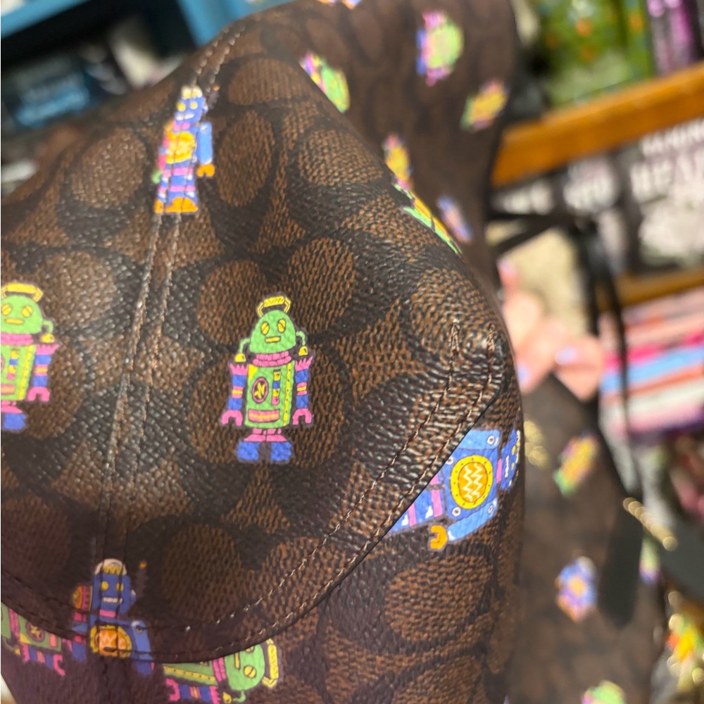 Coach robot tote - Picture 4 of 9